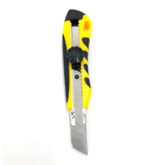 Cúter multiusos PRO de 18 mm con mango de TPR - 611182 - Beast